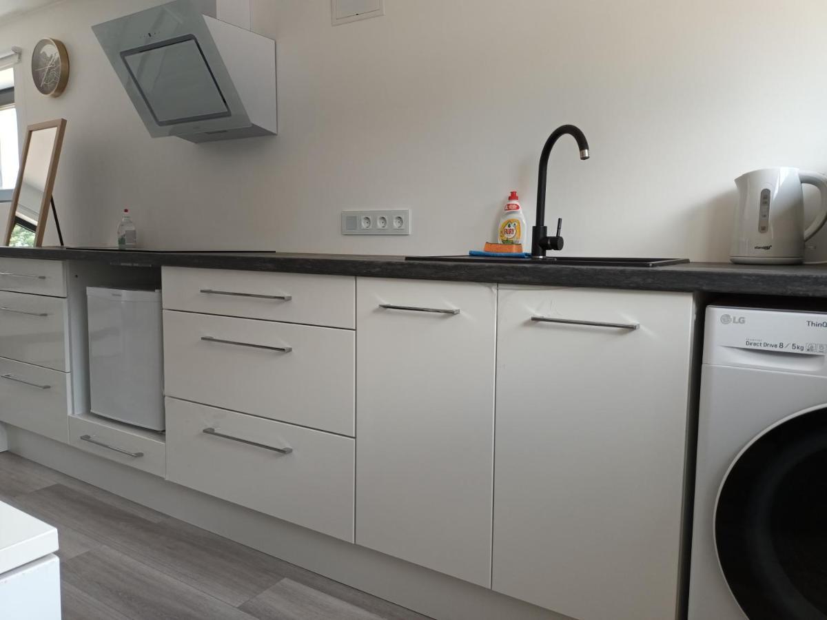 Luxury Apartment Private House And Parking Netflix Tartu Ngoại thất bức ảnh